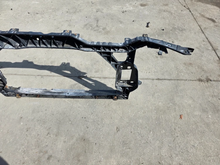 PAS PRZEDNI WZMOCNIENIE CZOŁOWE AUDI A4 B8 A5 8T LIFT 8K0805594M