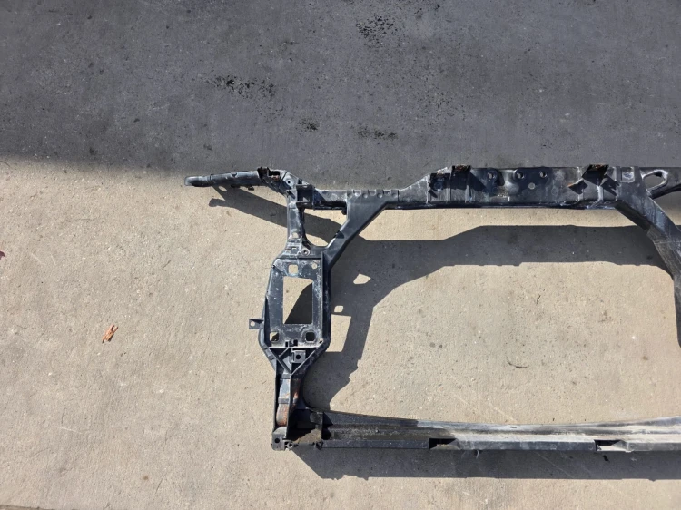 PAS PRZEDNI WZMOCNIENIE CZOŁOWE AUDI A4 B8 A5 8T LIFT 8K0805594M