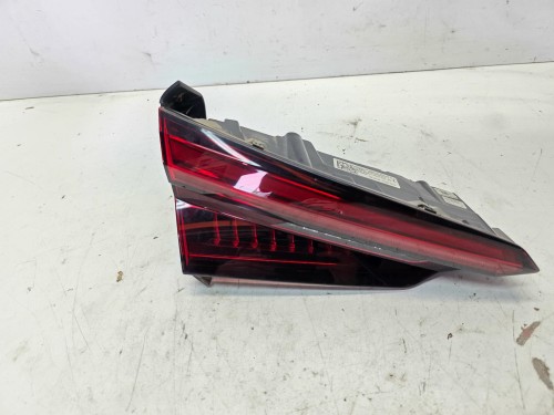 LAMPA LEWY TYŁ LED W KLAPĘ AUDI A5 8F SPORTBACK 8W6945093G