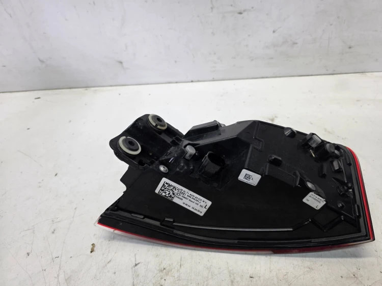 LAMPA LEWY TYŁ LED W BŁOTNIK AUDI A5 8F SPORTBACK 8W6945091J