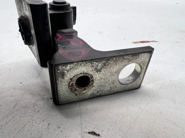 ZAWIAS DRZWI LEWY AUDI A4 B8 A5 8T Q5 8K0831401A
