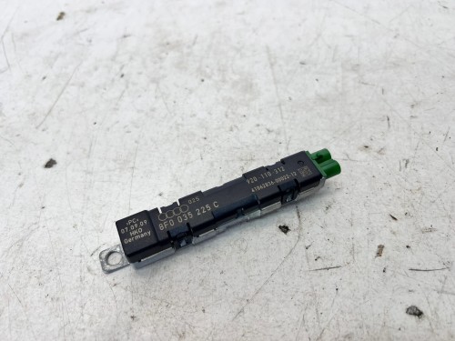 ANTENA WZMACNIACZ ANTENOWY AUDI A5 8T CABRIO 8F0035225C