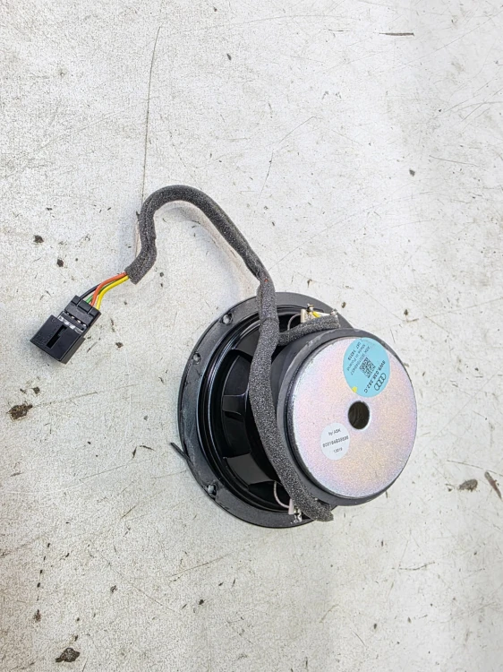 GŁOŚNIK SUBWOOFER TUBA AUDI A4 B9 AVANT A5 8W SPORTBACK 8W9035382B