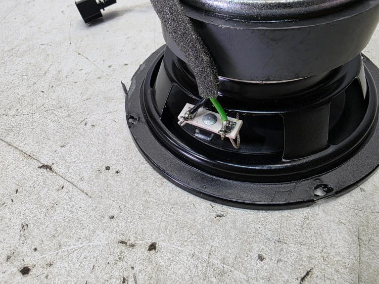 GŁOŚNIK SUBWOOFER TUBA AUDI A4 B9 AVANT A5 8W SPORTBACK 8W9035382B