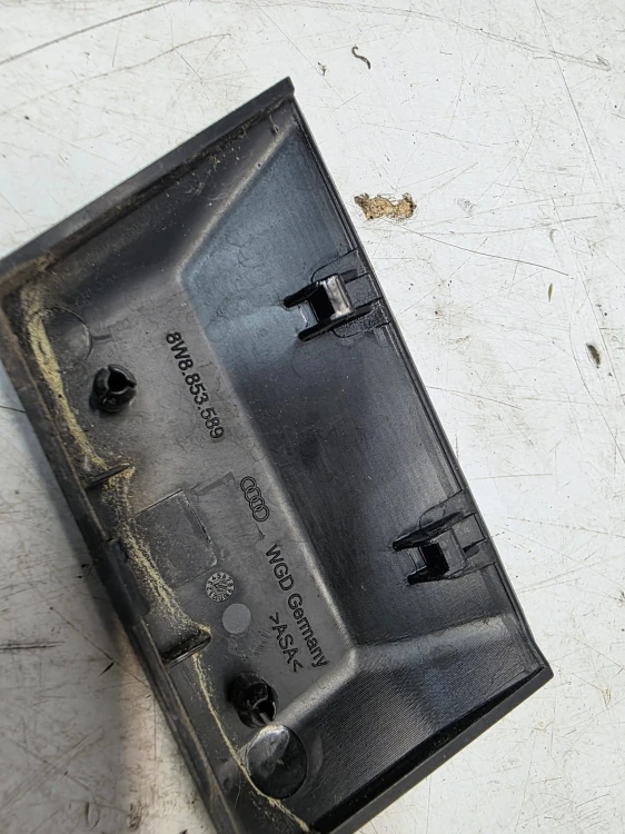 ZAŚLEPKA OSŁONA SŁUPKA LEWA AUDI A5 8W SPORTBACK 8W8853589