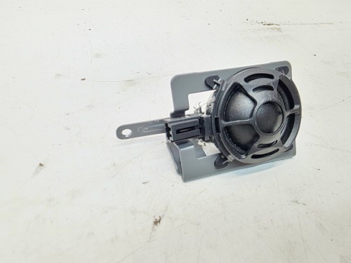 GŁOŚNIK WYSOKOTONOWY BANG PRAWY AUDI A4 B9 A5 8W6035400D