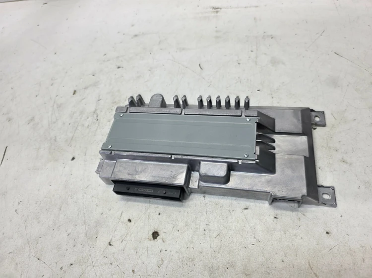 WZMACNIACZ RADIA BANG & OLUFSEN AUDI A5 8W A4 B9 8W0035465