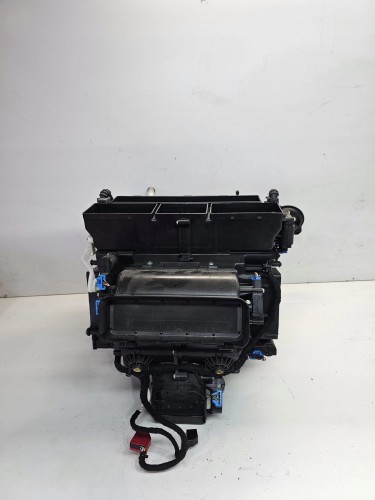 NAGRZEWNICA KOMPLETNA AUDI A6 C6 4F1820351N EUROPA