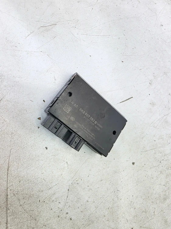 MODUŁ STEROWNIK HAKA AUDI A4 B8 A5 8T Q5 8K0907383B