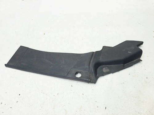 LISTWA GÓRNA REFLEKTORA NAKŁADKA PRAWY PRZÓD AUDI A4 B9 8W0805286