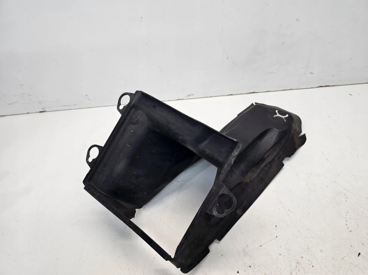 KIEROWNICA POWIETRZA AUDI A6 C6 LIFT 4F0145333K
