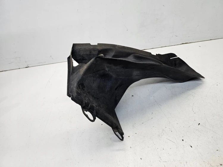 KIEROWNICA POWIETRZA AUDI A6 C6 LIFT 4F0145333K
