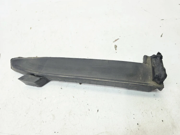 WYGŁUSZENIE BŁOTNIKA PRAWE AUDI A3 8V 8V0823722B