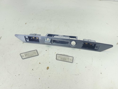 BLENDA PODŚWIETLENIE TABLICY REJ. AUDI A8 D3 A5 8F 4E0827574H