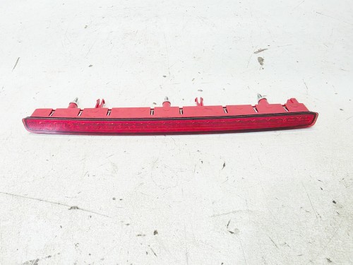 TRZECIE ŚWIATŁO STOP AUDI A5 8F CABRIO 8F0945097