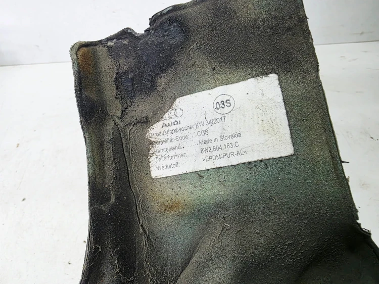 OSŁONA TERMICZNA ŚCIANY GRODZIOWEJ LEWA AUDI A4 B9 A5 2.0 TFSI 8W2804163C