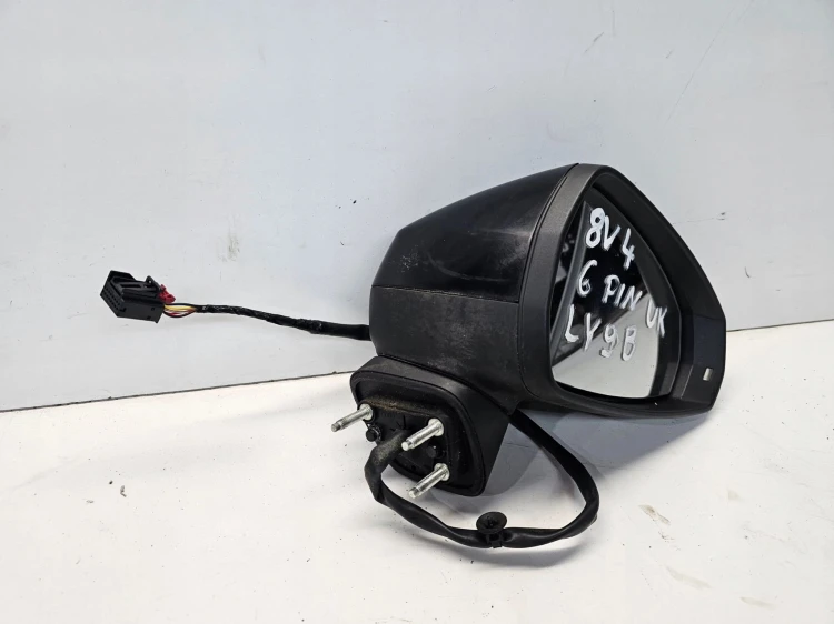 LUSTERKO ZEWNĘTRZNE PRAWE AUDI A3 8V LY9B 6-PIN UK
