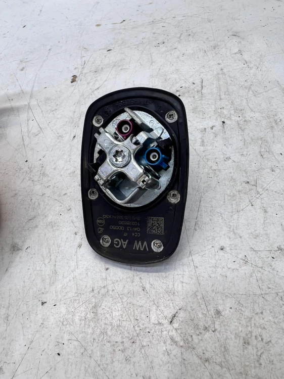 ANTENA LOTKA REKIN AUDI A3 8V 8V0035503N LX5G