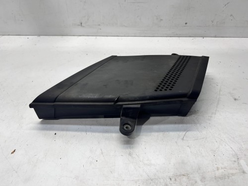 WLOT DOLOT POWIETRZA AUDI Q5 8R 8R0129618F