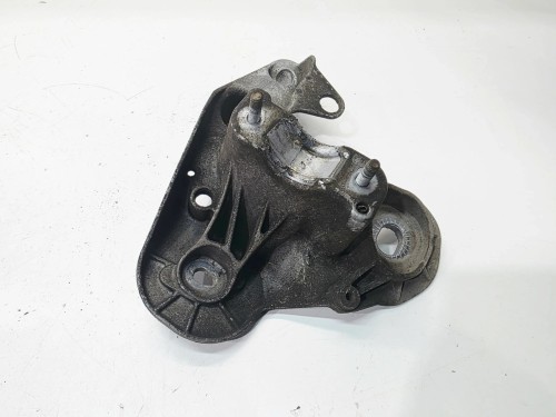 ŁAPA MOCOWANIE PODUSZKI SILNIKA LEWA AUDI A6 C6 4F0199351AG