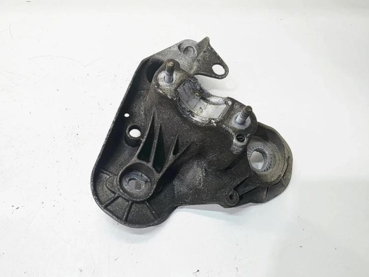 ŁAPA MOCOWANIE PODUSZKI SILNIKA LEWA AUDI A6 C6 4F0199351AG