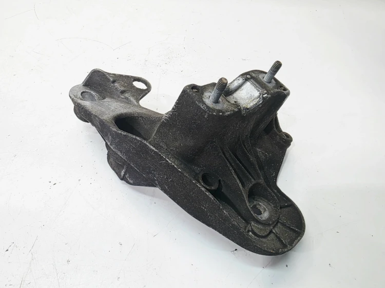 ŁAPA MOCOWANIE PODUSZKI SILNIKA LEWA AUDI A6 C6 4F0199351AG