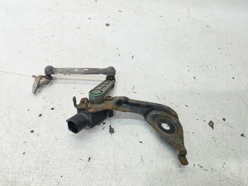 CZUJNIK POZIOMOWANIA ŚWIATEŁ AUDI A4 B8 A5 8T 8K0941310C 8K0907503