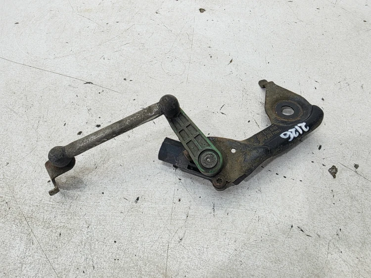 CZUJNIK POZIOMOWANIA ŚWIATEŁ AUDI A4 B8 A5 8T 8K0941309D 8K0907503 2/26