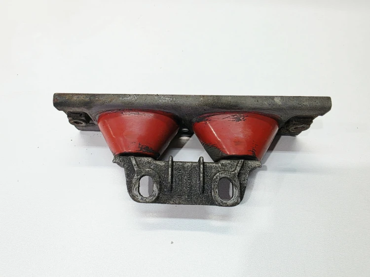 WIESZAK UCHWYT TŁUMIKA WYDECHU AUDI A6 C6 4F0253099D ROT