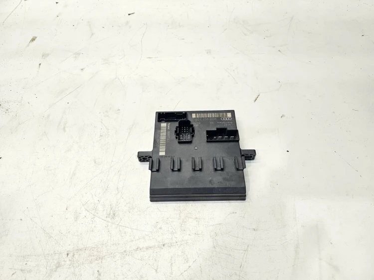 MODUŁ STEROWNIK ŚWIATEŁ ILM AUDI A4 B6 B7 8E0907279L