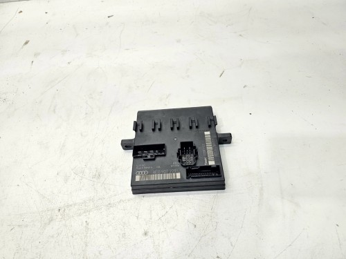 MODUŁ STEROWNIK ŚWIATEŁ ILM AUDI A4 B6 B7 8E0907279L