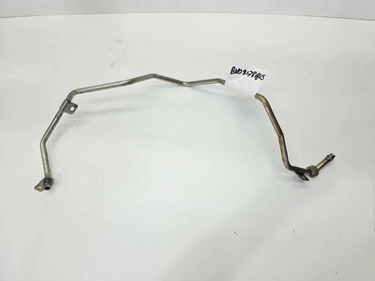 PRZEWÓD OLEJOWY SKRZYNI BIEGÓW AUDI A4 B8 A5 8T 8K0317818CS