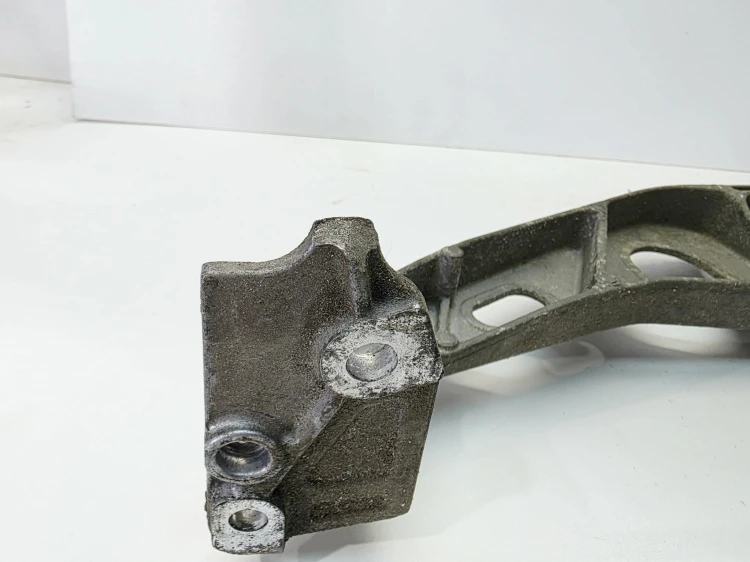 BELKA WSPORNIK SILNIKA AUDI A4 B8 A5 8T A6 C7 2.0 TDI 8K0199521Q 1/26