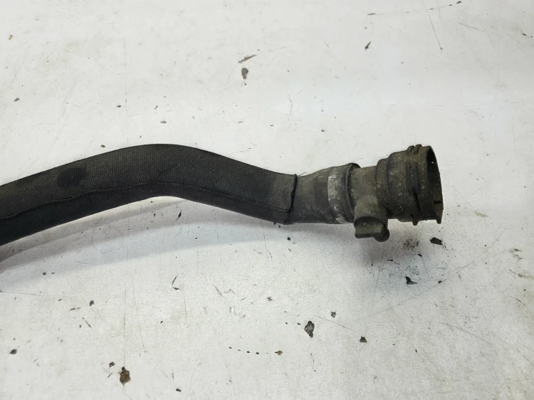 PRZEWÓD RURA WĄŻ WODY AUDI A6 C6 LIFT 2.0 TDI 4F0121055AD