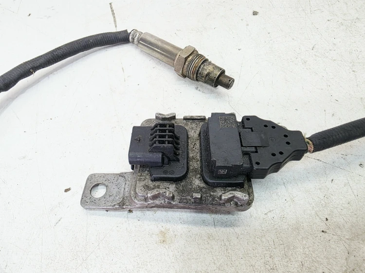 SONDA LAMBDA CZUJNIK NOX AUDI A4 B9 A5 3.0 TDI 8W0907807C NOxC3