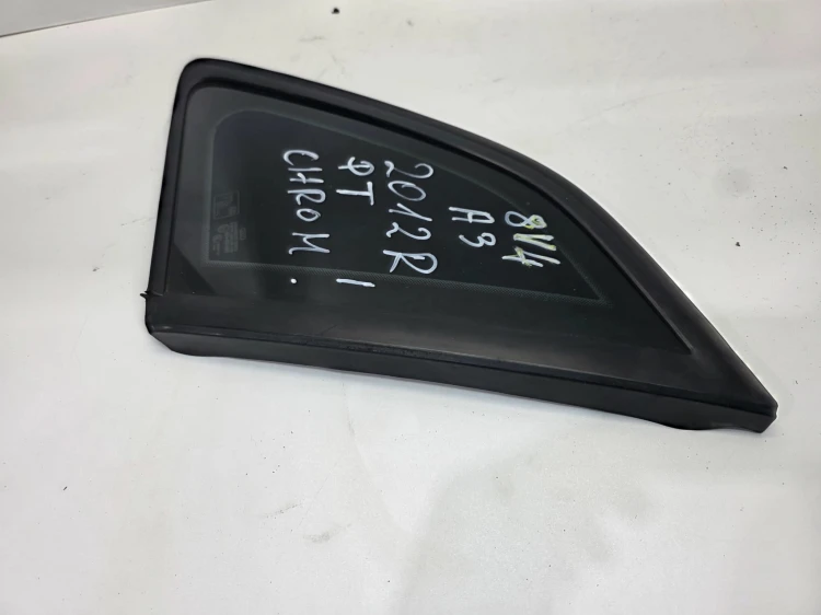 SZYBA KAROSERYJNA PRAWY TYŁ AUDI A3 8V4 2012 ROK POD CHROM
