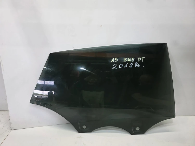SZYBA BOCZNA DRZWI PRAWY TYŁ AUDI A5 8W 8W8845206A 2019 ROK
