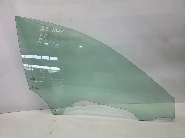 SZYBA BOCZNA DRZWI PRAWY PRZÓD AUDI A5 8W 8W8845202 2019 ROK
