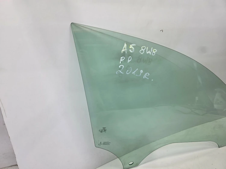 SZYBA BOCZNA DRZWI PRAWY PRZÓD AUDI A5 8W 8W8845202 2019 ROK