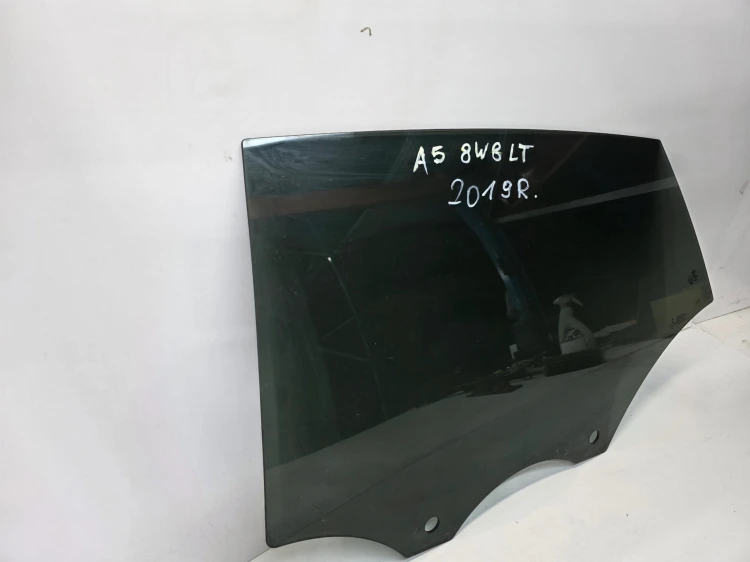 SZYBA BOCZNA DRZWI LEWY TYŁ AUDI A5 8W 8W8845205A 2019R
