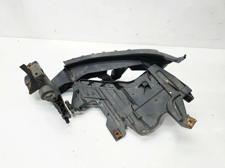 ŚLIZG UCHWYT MOCOWANIE REFLEKTORA PRAWY AUDI A4 B8 8K0805608A OK