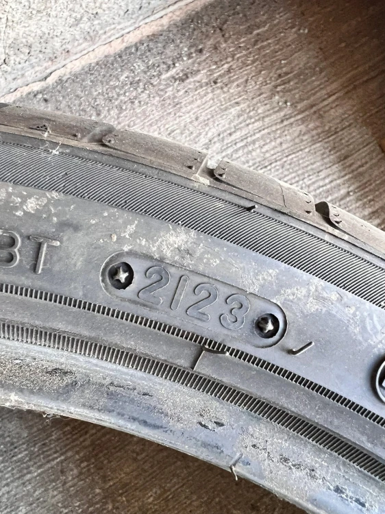OPONA LETNIA TRIANGLE EFFEXSPORT TH202 225/40R18 92Y XL 21/23 OK. 6MM