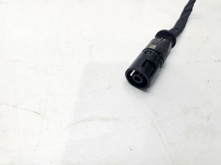 PRZEWÓD ŚWIECY ŻAROWEJ AUDI A4 B9 A5 A3 8Y Q5 ITD 04L971785C