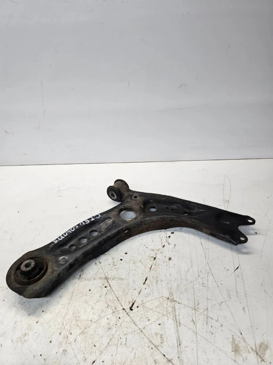 WAHACZ PRAWY PRZÓD AUDI A3 8V VW SEAT 5Q0407152J