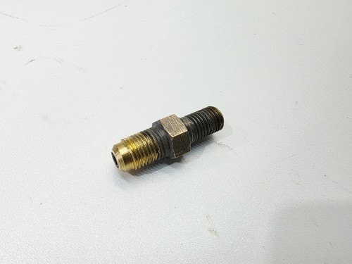 ZAWÓR REGULACJI CIŚNIENIA PALIWA AUDI VOLKSWAGEN SEAT SKODA 06E130757C