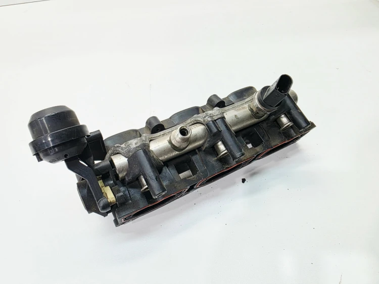 KOLEKTOR SSĄCY LEWY AUDI A4 B7 A6 C6 3.2 FSI 06E133109E