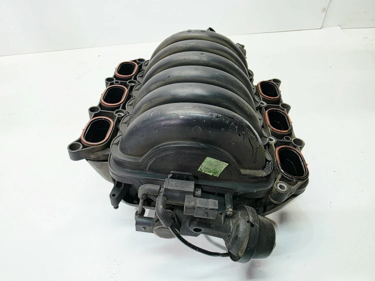 KOLEKTOR SSĄCY AUDI A4 B7 A6 C6 3.2 FSI 06E133210E
