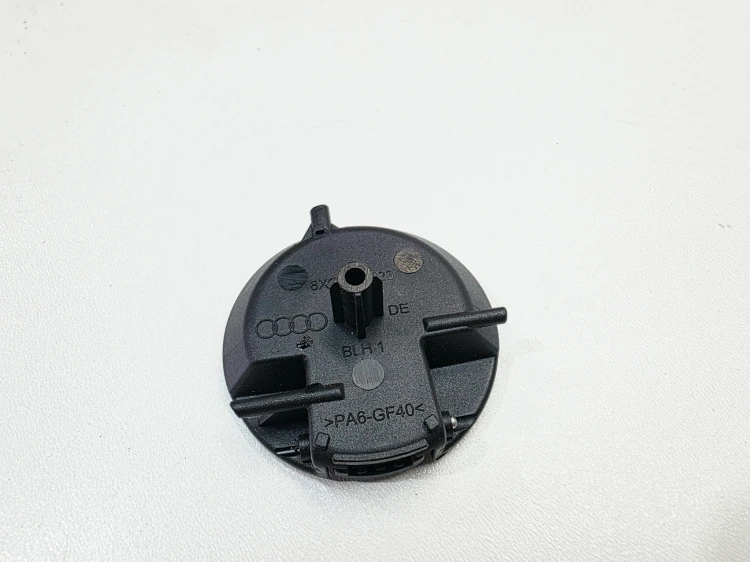 UCHWYT HACZYK ZACZEP BAGAŻNIKA AUDI A1 8X 8V0863523