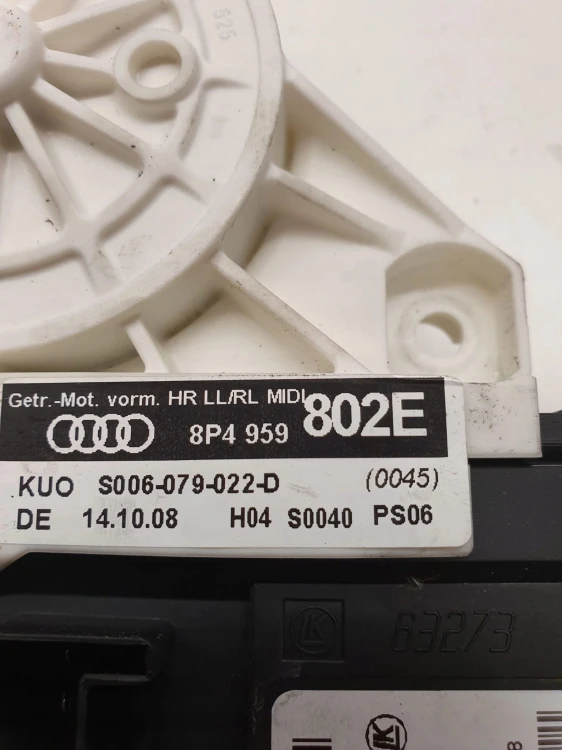 SILNICZEK SZYBY PRAWY AUDI A3 8P LIFT 8P4959802E