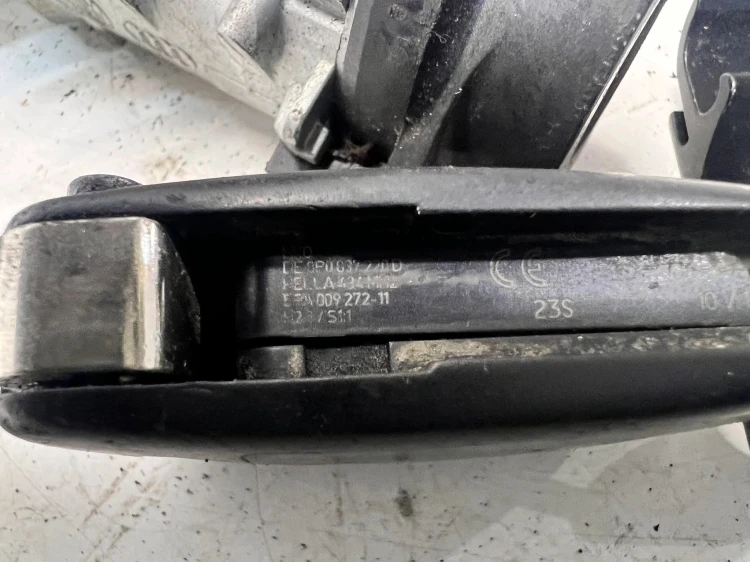 STACYJKA + KLUCZYK AUDI VOLKSWAGEN SEAT SKODA 1K0905851B 8P0837220D MANUAL